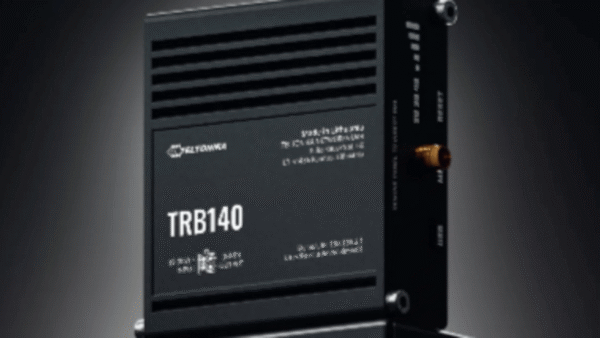 小型でも本格派。産業用LTEゲートウェイ「TRB140」の特長を整理してみた